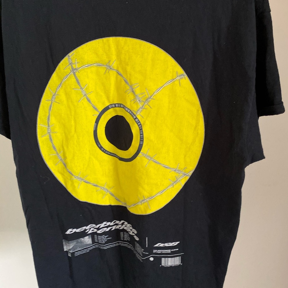 Post malone’s Beerbongs and do Bentleys tour tee